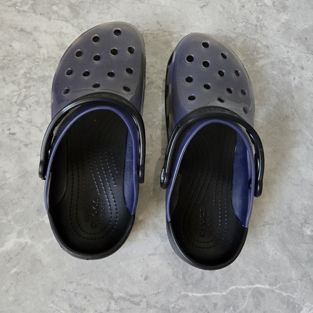 Crocs Classic Translucent Clogs - Picture 6 of 6